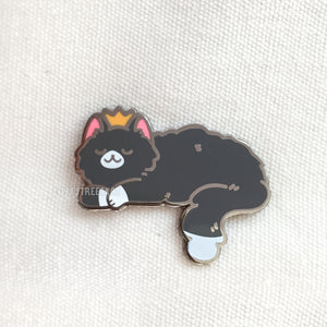 Crowned Tuxedo Cat Enamel Pin - loststreetkat